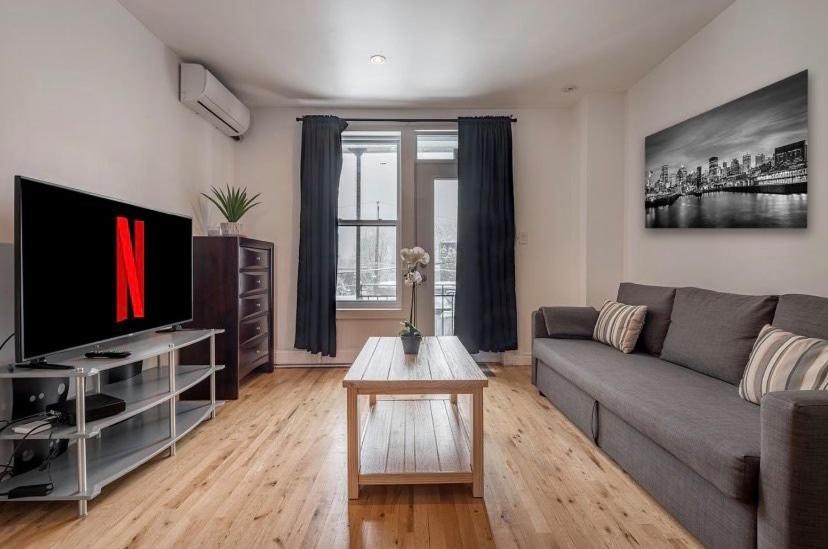 5-Star Prime Location - Bright Condo Montréal Exterior foto